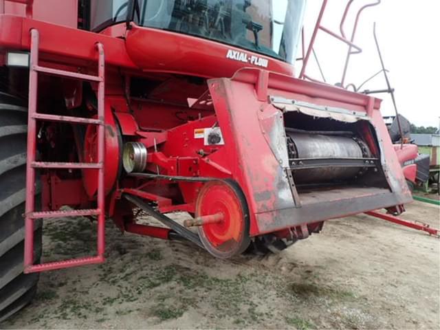Image of Case IH 2166 equipment image 4