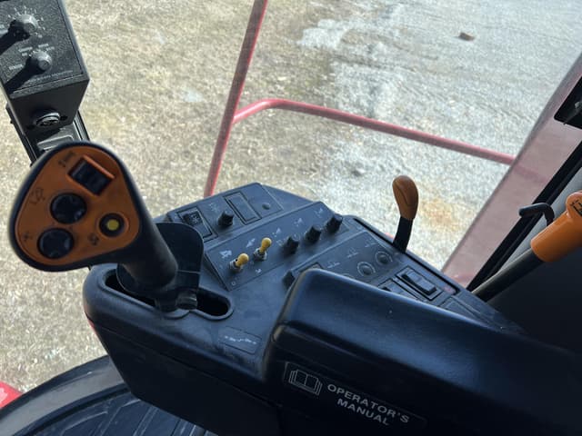 Image of Case IH 2166 equipment image 4