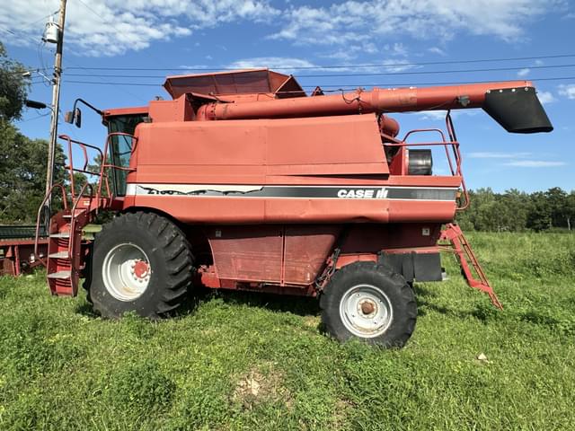 Image of Case IH 2166 equipment image 2