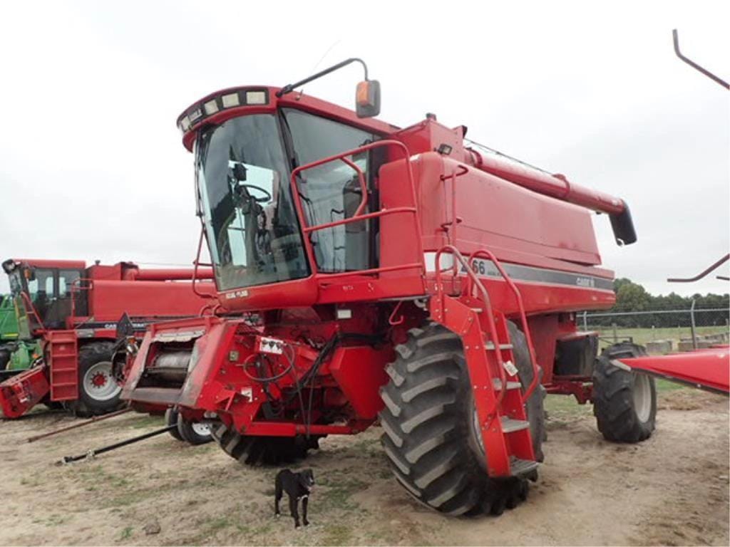 Case IH 2166 Equipment Image0