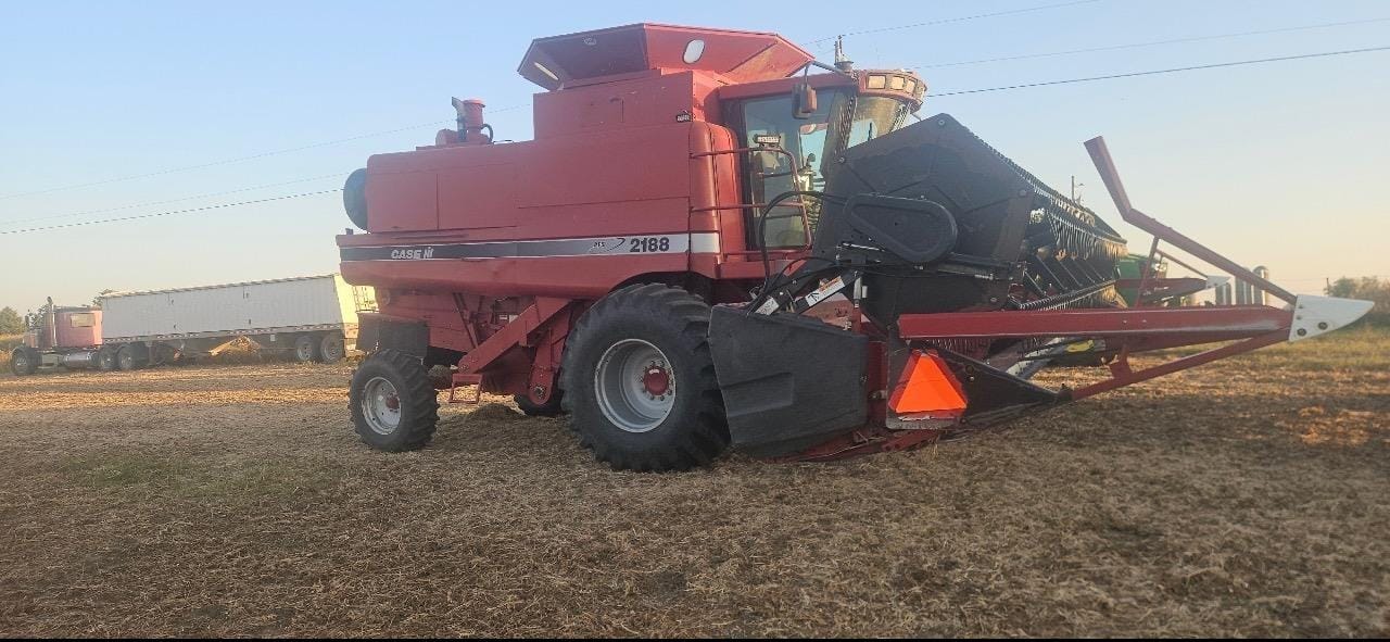 Case IH 2188 Equipment Image0