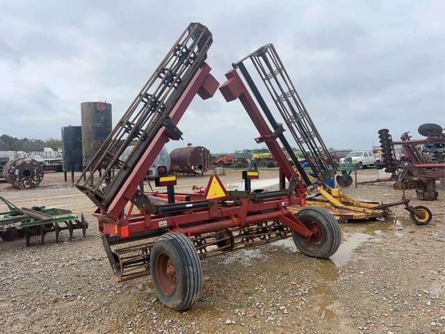 Image of Case IH Crumbler equipment image 1