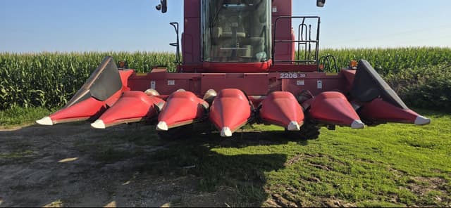 Image of Case IH 2206 equipment image 2