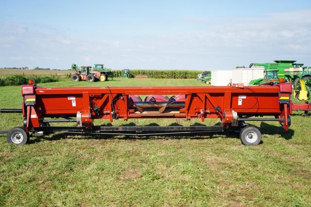 Image of Case IH 2208 equipment image 4