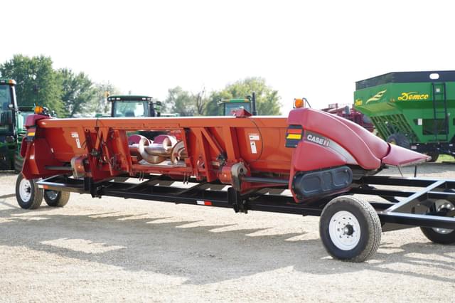 Image of Case IH 2208 equipment image 2