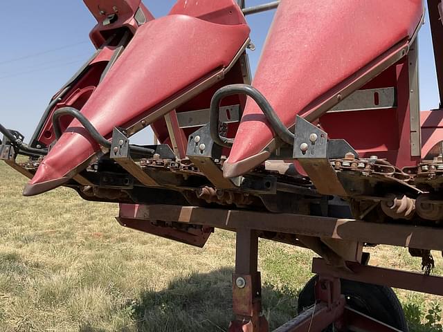 Image of Case IH 2208 equipment image 2