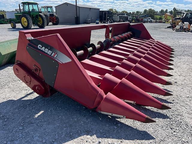 Image of Case IH 2212 equipment image 3