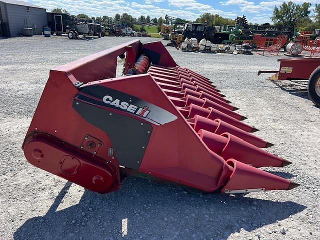 Image of Case IH 2212 equipment image 4