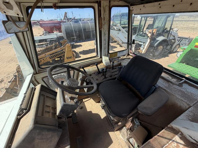 Image of Case 2290 equipment image 4