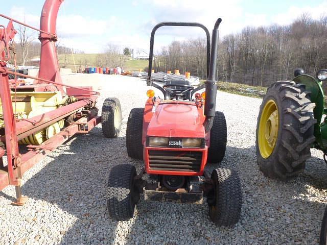 Image of Case IH 235 equipment image 1