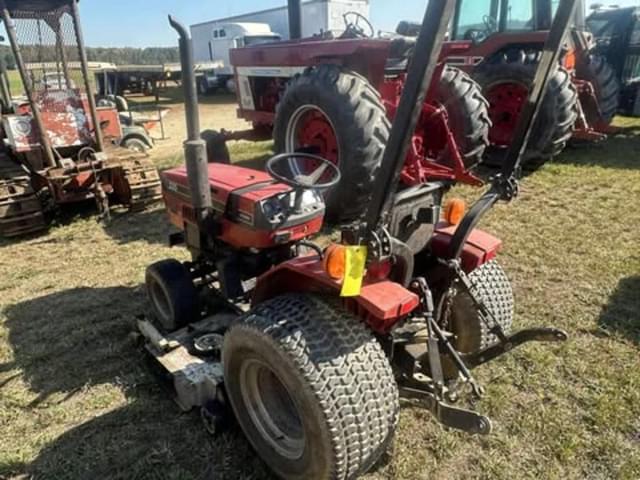 Image of Case IH 235 equipment image 4