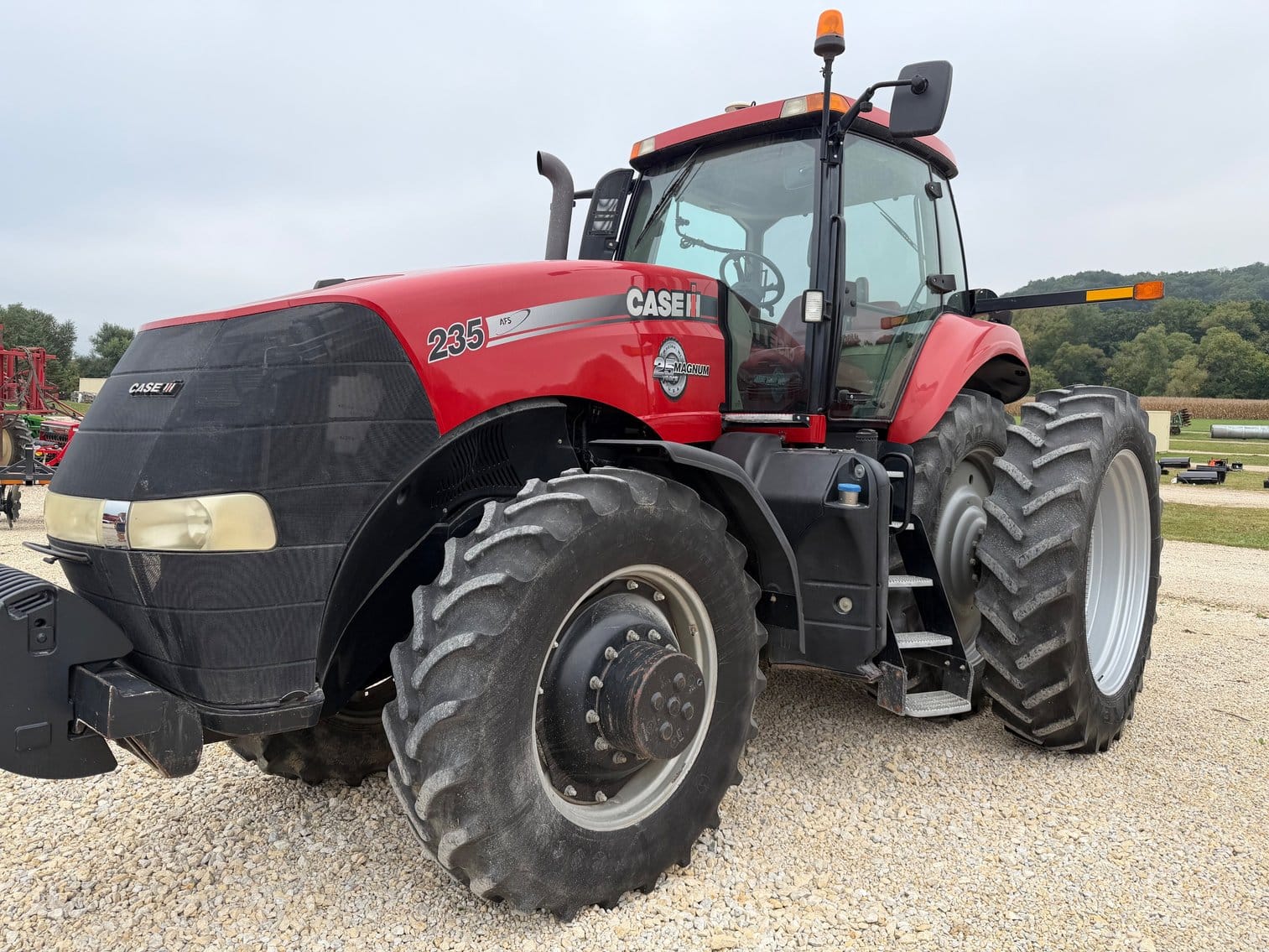 Case IH Magnum 235 Equipment Image0