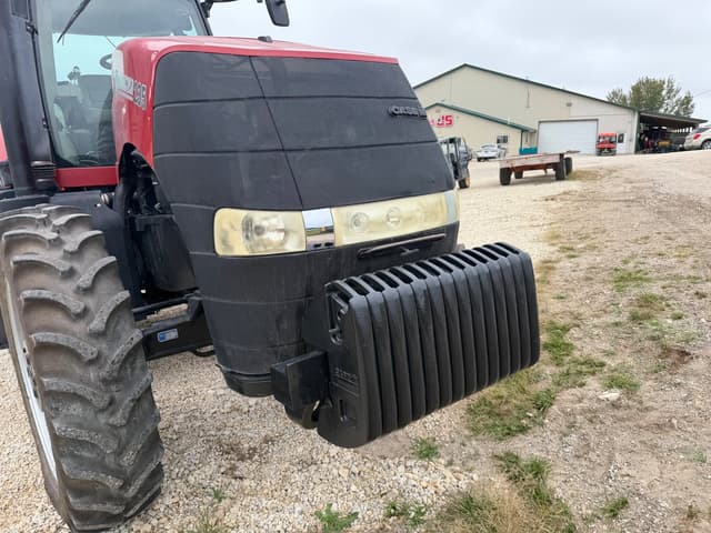 Image of Case IH Magnum 235 equipment image 1