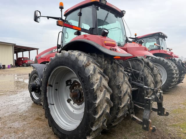 Image of Case IH 235 equipment image 3