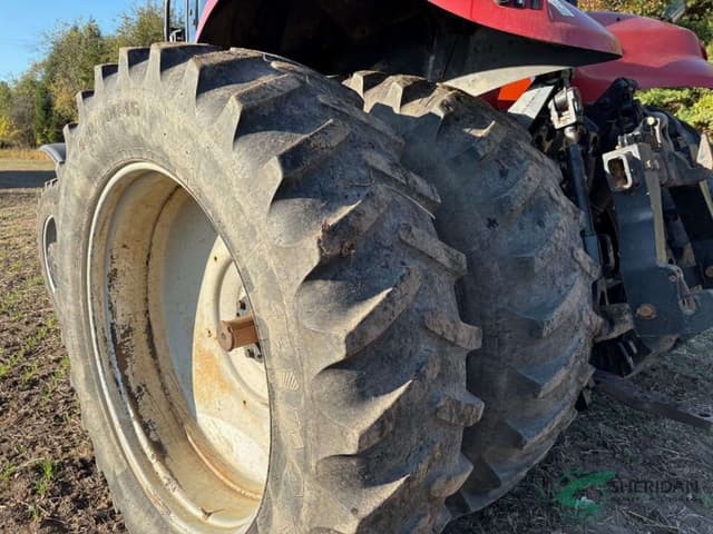 Image of Case IH 235 equipment image 4
