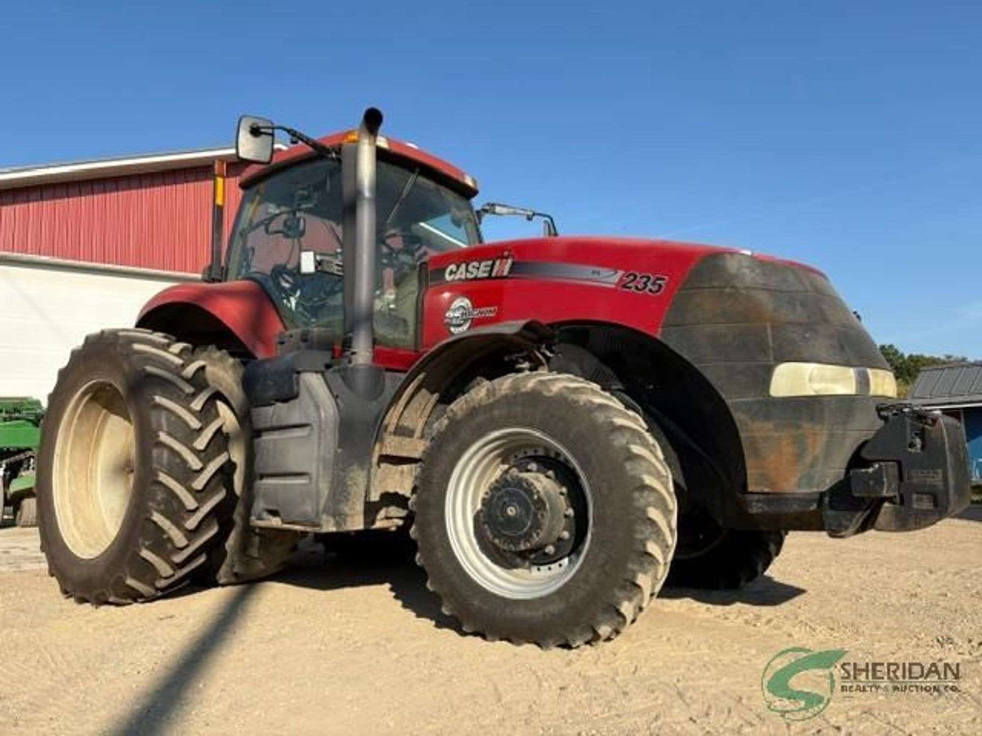 Case IH 235 Equipment Image0