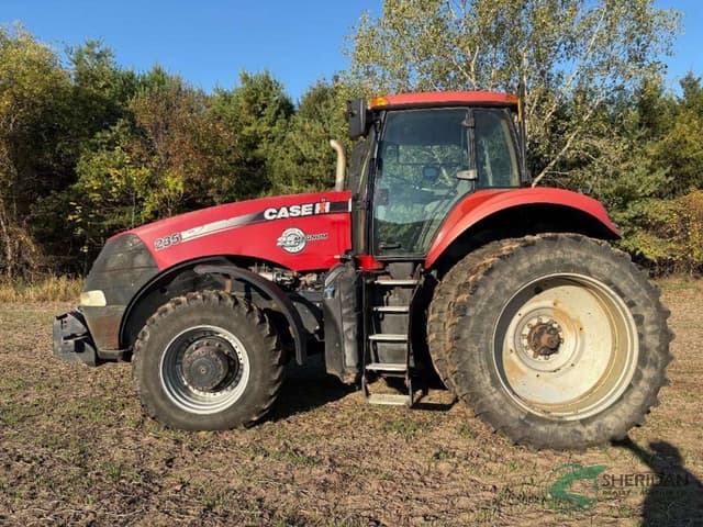 Image of Case IH 235 equipment image 3