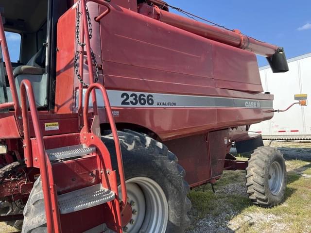 Image of Case IH 2366 equipment image 1