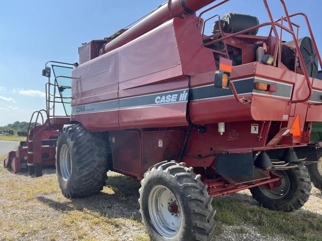 Image of Case IH 2366 equipment image 2