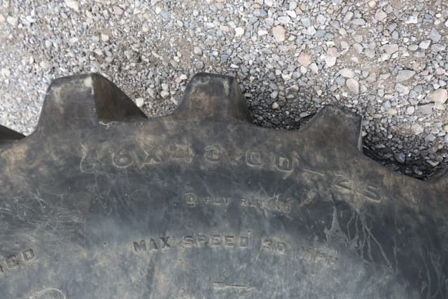 Image of Case IH 2366 equipment image 3