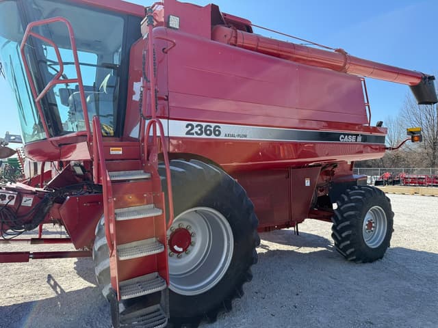 Image of Case IH 2366 equipment image 1