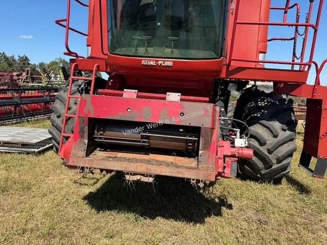 Image of Case IH 2377 equipment image 3