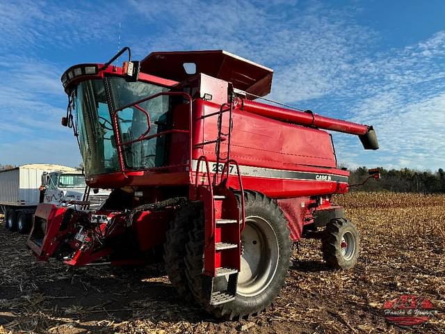 Image of Case IH 2377 equipment image 1