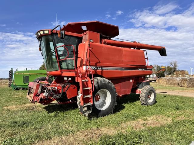 Image of Case IH 2377 equipment image 1