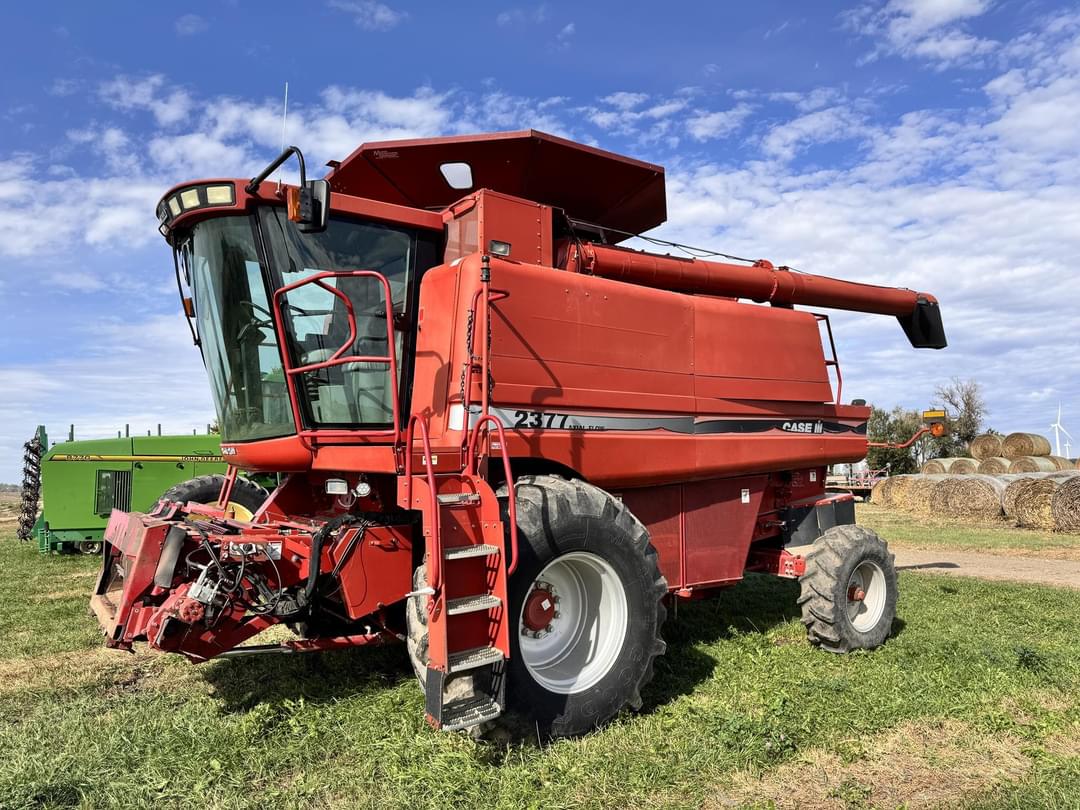 Image of Case IH 2377 Primary image