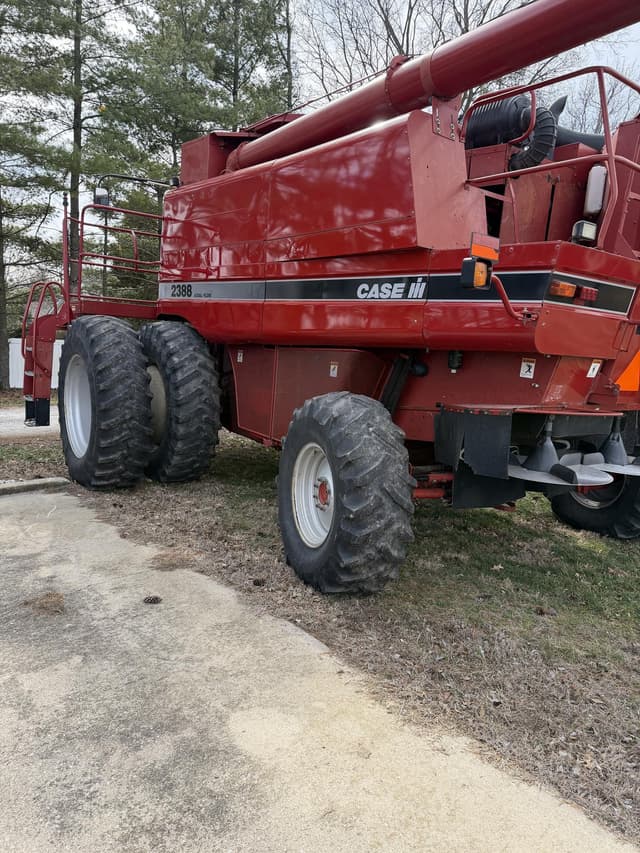 Image of Case IH 2388 equipment image 3