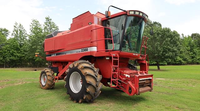 Image of Case IH 2388 equipment image 1