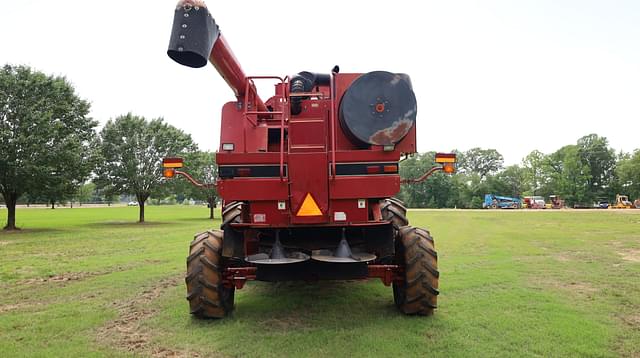 Image of Case IH 2388 equipment image 2