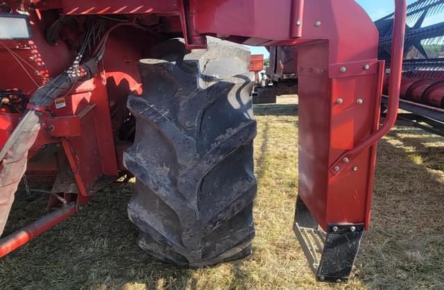 Image of Case IH 2388 equipment image 3