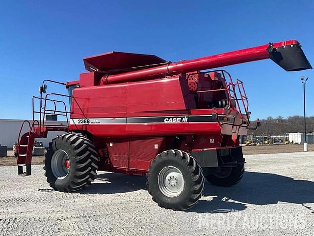 Image of Case IH 2388 equipment image 2