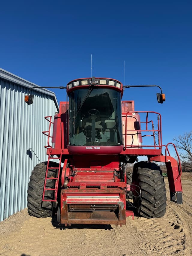 Image of Case IH 2388 equipment image 3