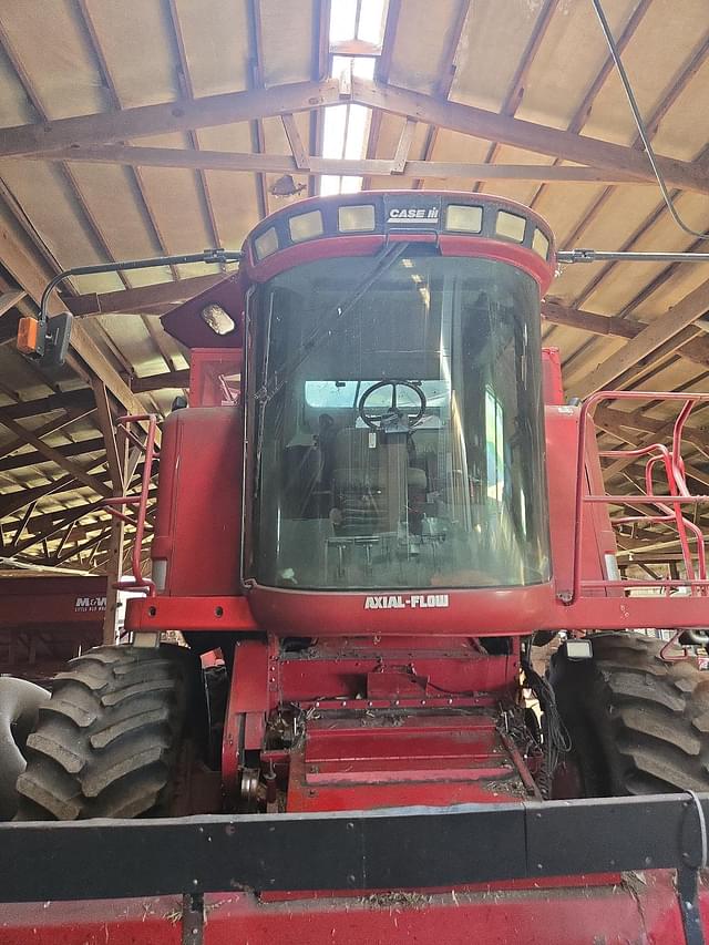 Image of Case IH 2388 equipment image 2