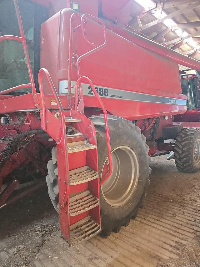 Image of Case IH 2388 equipment image 4