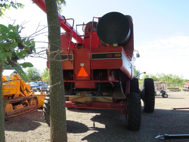 Image of Case IH 2388 equipment image 2