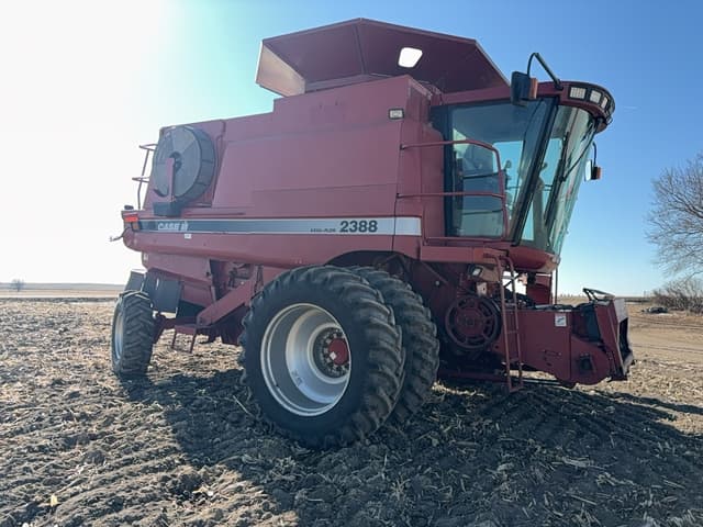 Image of Case IH 2388 equipment image 2