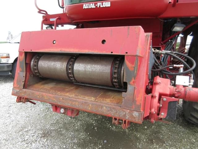 Image of Case IH 2388 equipment image 2