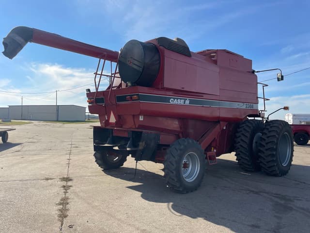 Image of Case IH 2388 equipment image 3