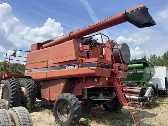 Image of Case IH 2388 equipment image 2