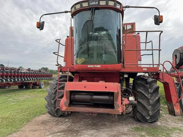 Image of Case IH 2388 equipment image 2