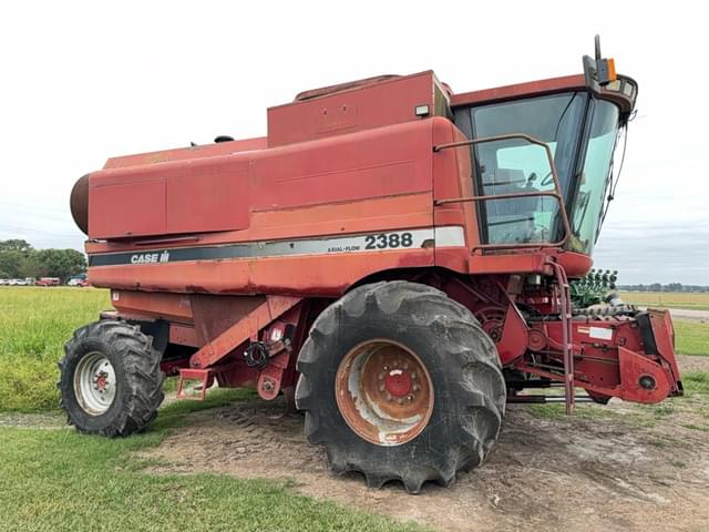 Image of Case IH 2388 equipment image 4