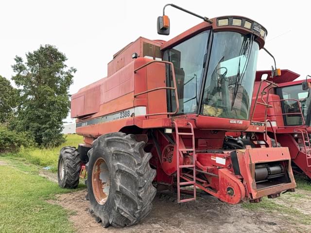 Image of Case IH 2388 equipment image 3
