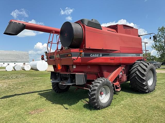 Image of Case IH 2388 equipment image 4