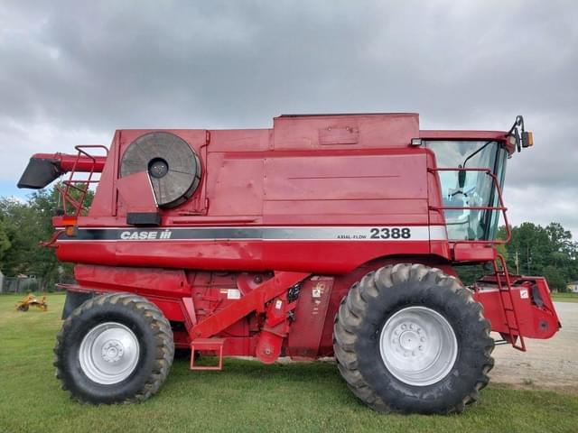 Image of Case IH 2388 equipment image 3