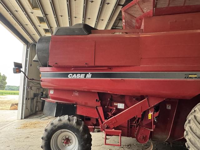 Image of Case IH 2388 equipment image 2