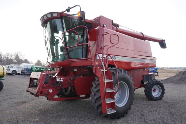 Image of Case IH 2388 equipment image 2