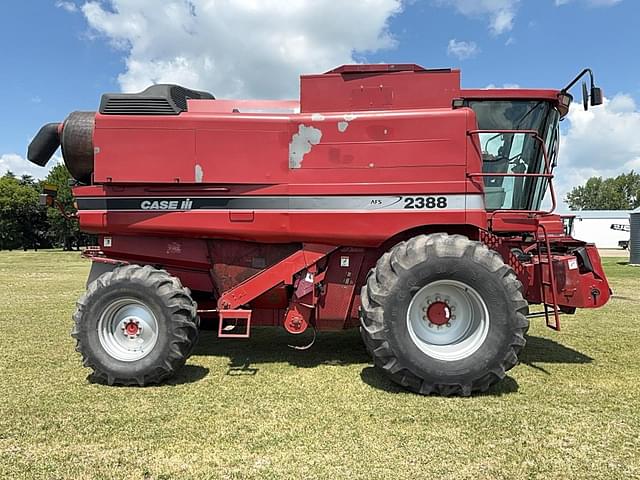 Image of Case IH 2388 equipment image 4